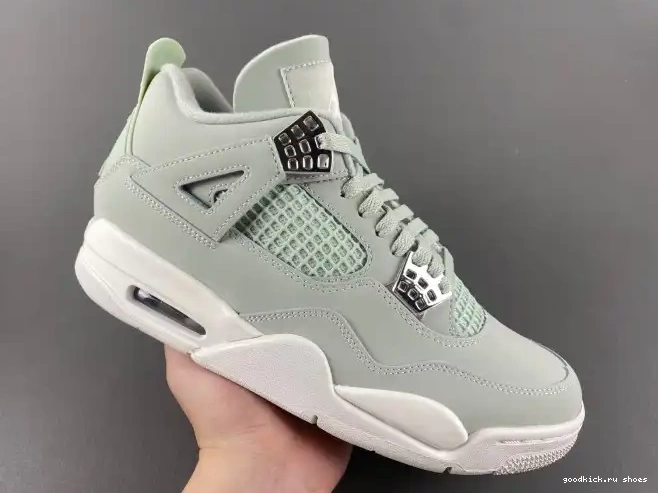 Jordan HV0823-003 Seafoam Air 4 (W) 0426